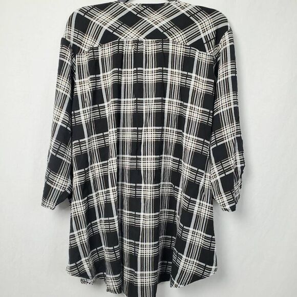 Miss Lili 3x Black/White Plaid Top - Picture 7 of 8